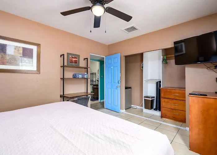 El Gallo Azul Homestay *